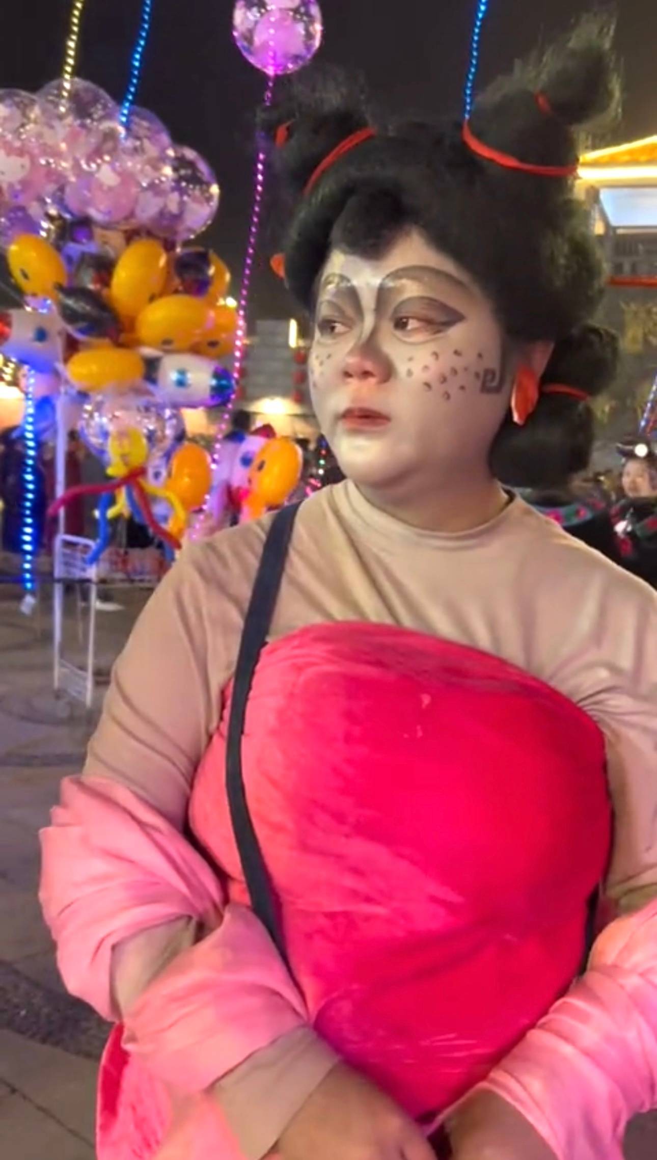 女子回应扮石矶娘娘遭辱骂：还没从阴影走出来，像做了一场噩梦