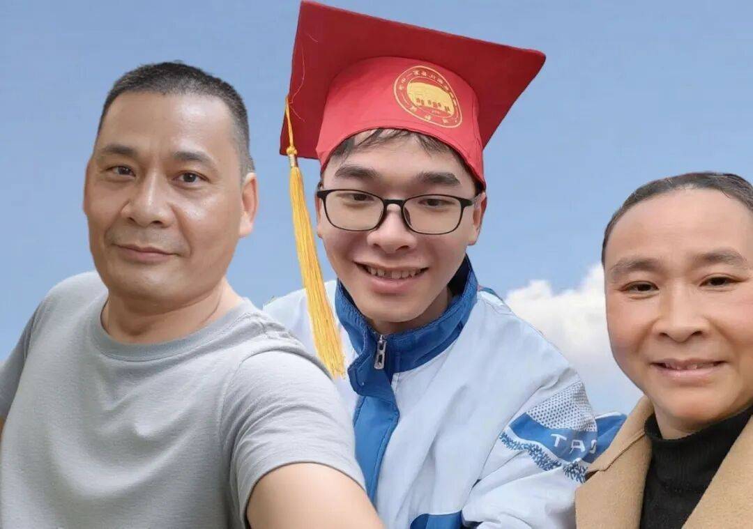 九洲药业发放2025年度员工子女教育基金