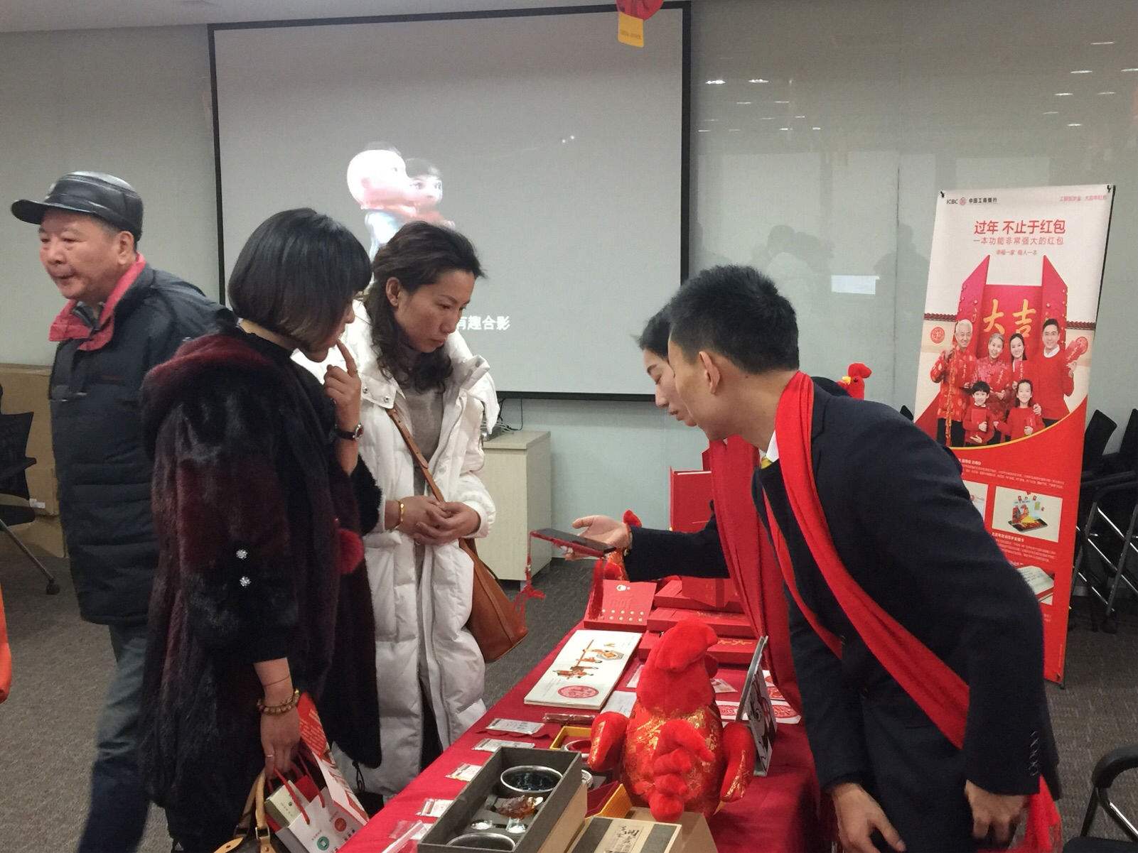 万年贵金属(万年贵金属材料有限公司)