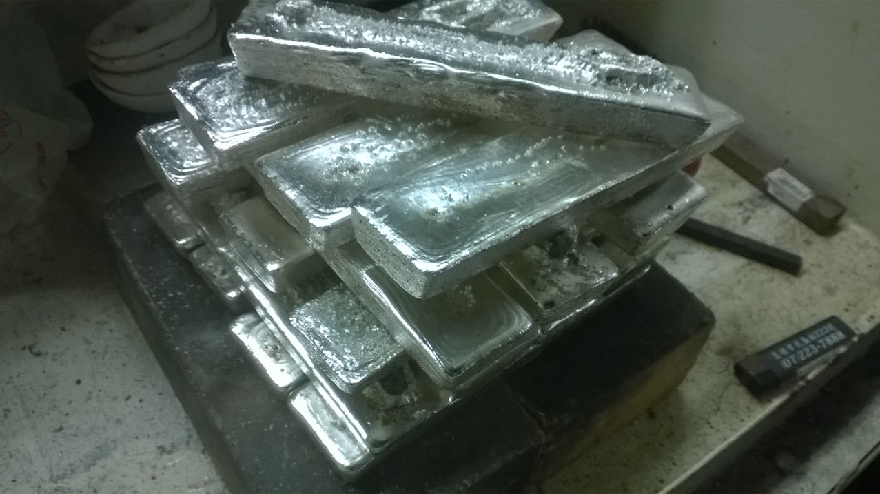 半贵金属桩(半贵金属桩核影响磁共振吗)