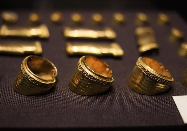 贵金属翻译(贵金属英文代号)