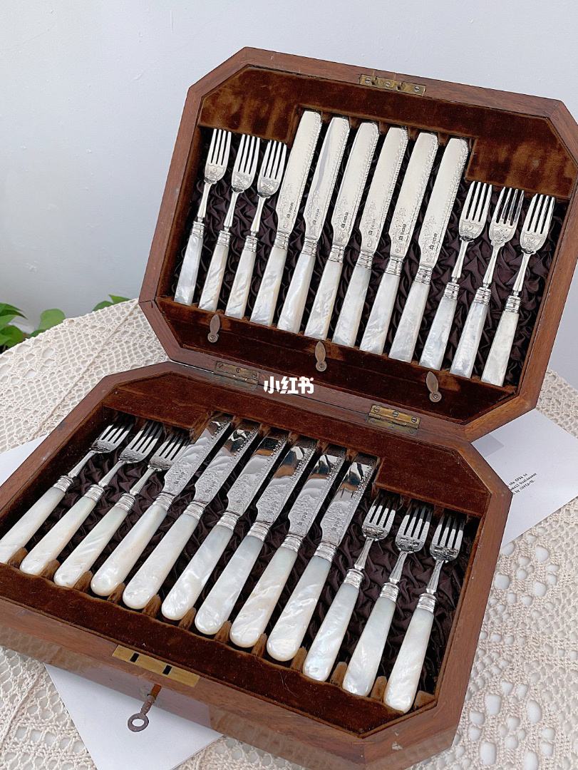 贵金属餐具(贵金属的材料)